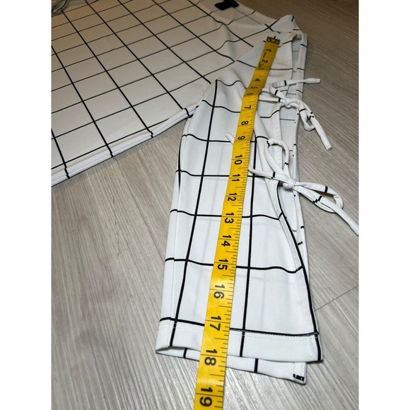 Ann Taylor Factory Women Grid Print Tie Sleeve Top Size Medium White Black - Picture 7 of 11